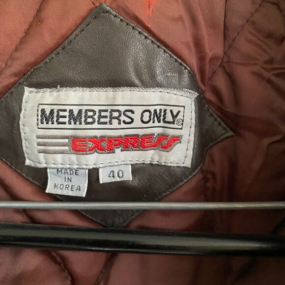 Vintage MEMBER'S ONLY Express Men's Zip Up Brown Leather Bomber Jacket - Size 40 - Picture 4 of 6